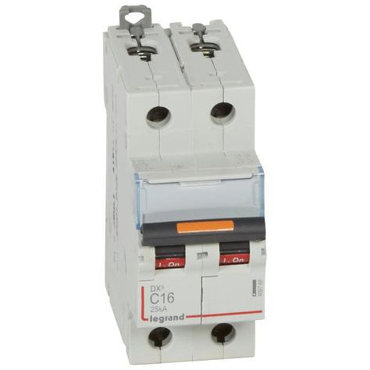 Interruttore magnetotermico a protezione impianti Dx3 25Ka-C 2P 16A.
